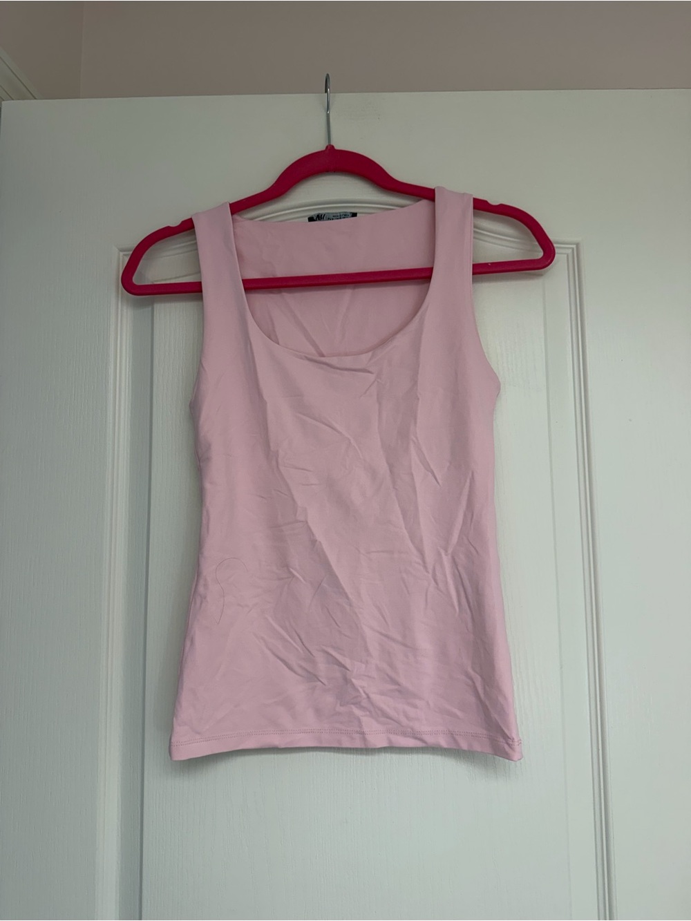 Zara light  Pink Women's Tank Top - Classic Scoop Neck
